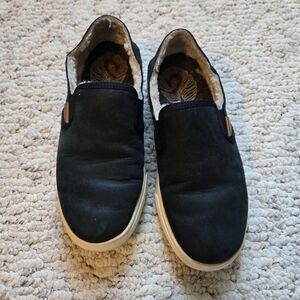 Women's Slip-On Casual Shoes in Black Olukai